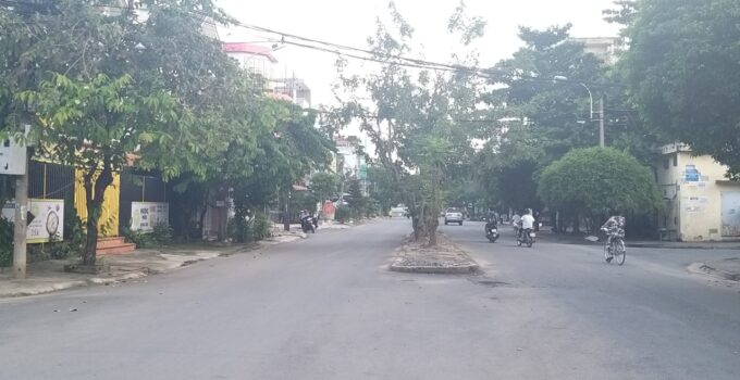 Tôi cần bán nền đất khu dân cư 10 Mẫu Quận 2